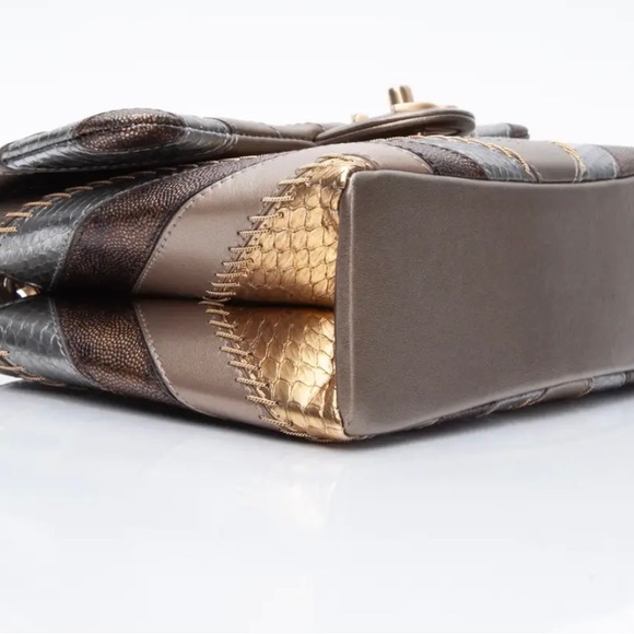 Chanel Flap Bag - Picture 5 of 10